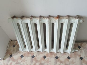 детский манеж новые: Продаю чугуные батарейи