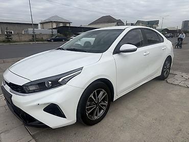 Kia K3: 2022 г., 1.6 л, Вариатор, Бензин, Седан at lalafo.kg Kia K3: 2022 г., 1.6 л, Вариатор, Бензин, Седан