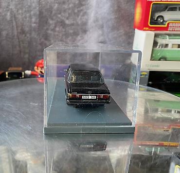 Avtomobil modelləri: Коллекционная модель Mercedes-Benz 240D V123 limousine black 1978 NEO — 13
