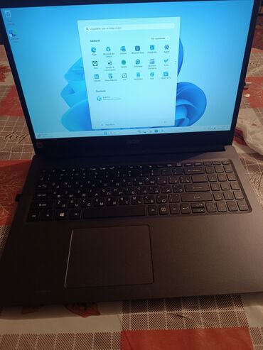 acer laptop ekran fiyatlari: Intel Celeron, 4 GB, 15.6 "