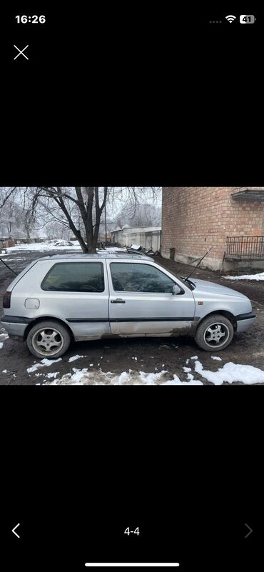 машина дешовая: Volkswagen Golf: 1993 г., 1.8 л, Механика, Бензин, Хэтчбэк