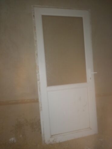 Bunker qapıları: İşlənmiş Plastik qapı 90x220 sm Zamok ilə, Zəmanətsiz, Ödənişli quraşdırma, Ünvandan götürmə, Ödənişli çatdırılma
