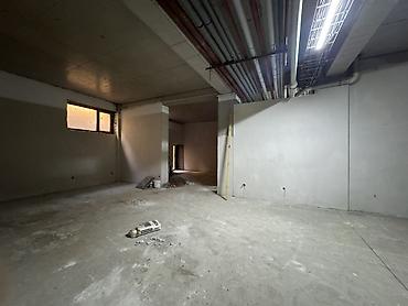 Продажа магазинов: Продажа магазинов В жилом доме, 415 м², Готовая ПСО (под самоотделку), С санузлом, Цокольный этаж этаж — 23