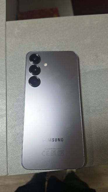 Смартфон Samsung Galaxy S25 (модель SM‑S931B) серебристого/серого at lalafo.kg Смартфон Samsung Galaxy S25 (модель SM‑S931B) серебристого/серого