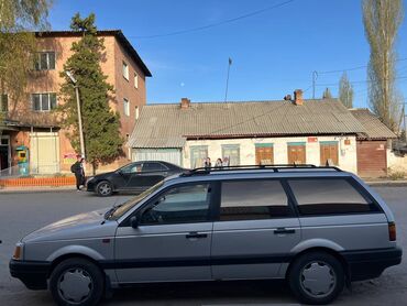 Volkswagen: Volkswagen Passat CC: 1992 г., 1.8 л, Механика, Бензин, Универсал