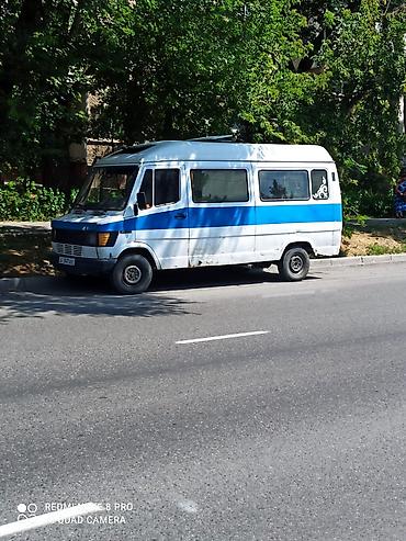 мерс 819: Mercedes-Benz T1: 1986 г., Бус — 2