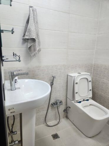 Uzunmüddətli kirayə mənzillər: Qarayev metrosu yanınında mənzil kirayə verilir. Mərtəbə 15/3. Ümumi -da lalafo.az — 4 Uzunmüddətli kirayə mənzillər: Qarayev metrosu yanınında mənzil kirayə verilir. Mərtəbə 15/3. Ümumi — 4