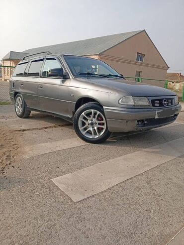 Opel: Opel Astra: 1.6 l | 1992 il 32000 km Universal -da lalafo.az — 6 Opel: Opel Astra: 1.6 l | 1992 il 32000 km Universal — 6