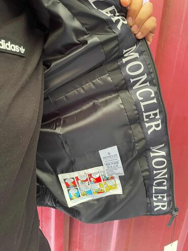 Prsluci: Puf prsluci sa kapuljačom – različiti modeli i brendirani dizajn. - — 14