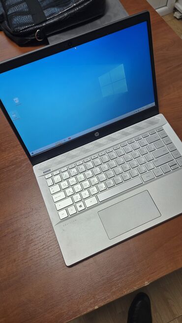 Ноутбуки: Ультрабук, HP, 8 ГБ ОЗУ, Intel Core i3, 14 ", Б/у, Для работы, учебы, память SSD