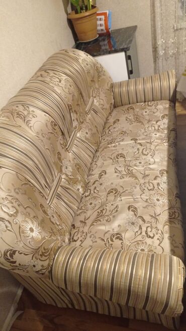 naxış şəkilləri: Klassik divan, Divan, Bazasız, Açılmayan