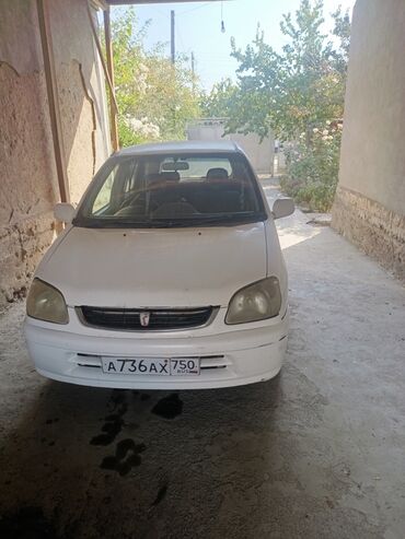 срочно продаю ниссан примера: Toyota : 1999 г., Автомат, Бензин, Хетчбек