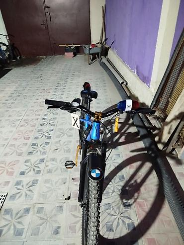 Velosipedlər: Dağ velosipedi – 27.5” təkərlər, alüminium gövdə, ön amortizatorlu — 4