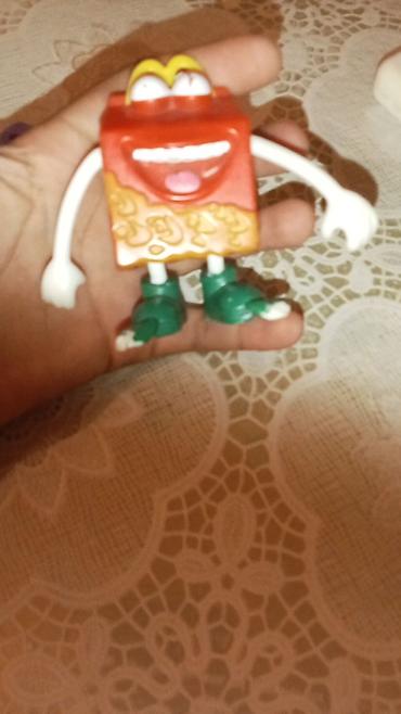 lego oyuncaq: Uşaq oyuncaqları dəsti - Kinder brendinə aid maskot fiquru — 4