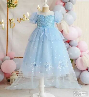 Kostimi za maskenbal: Model redni broj 14 Predivan kvalitetan kostmim haljina sa plaštom. Po — 1