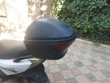 работа курьер с личным авто бишкек: Motosikletlər və skuterlər üçün nəzərdə tutulmuş qara rəngli üst qutu
