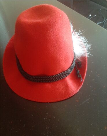 Baş geyimləri: Qadın papaqları — 2