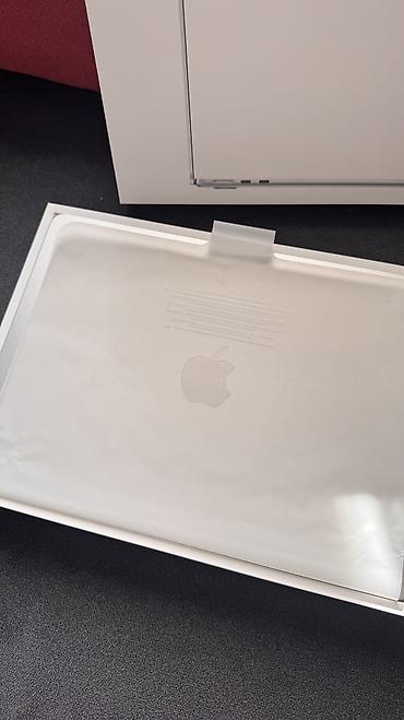 Ноутбуки Apple (MacBook): Ноутбук Apple (MacBook) 13.5 ", M2 — 12