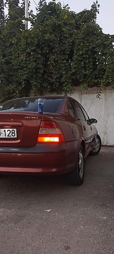 avtomobil ucun aksesuarlar: Opel Vectra sedan - Kuzov: 4 qapılı sedan, tünd qırmızı rəng - — 2