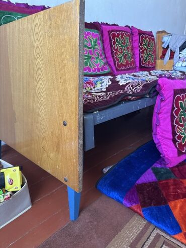 кровать односпальная цена в бишкеке: Деревянная односпальная тахта/кровать с боковыми стенками и