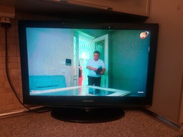 Televizorlar: İşlənmiş Televizor Samsung 82" Ünvandan götürmə