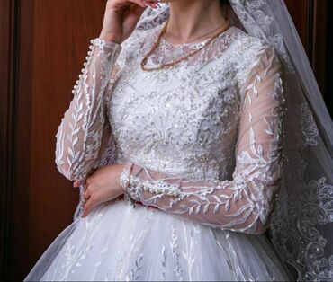 пс3 фат in Кыргызстан | PS3 (SONY PLAYSTATION 3): Свадебное платье белого цвета, индивидуально сшитое на заказ в