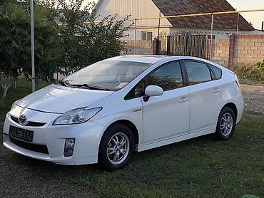 на тайота ист: Toyota Prius: 2011 г., 1.8 л, Вариатор, Гибрид, Лифтбек — 2