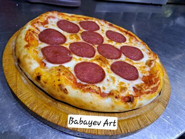 Aşpazlar: Hamburqer ustası, 24 yaş, 6 ildən artıq təcrübə — 13