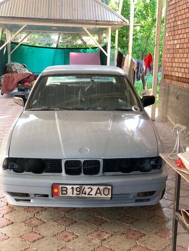 авто в аренду по следуйшем выкупом: BMW 5 series: 1991 г., 2 л, Механика, Бензин, Седан