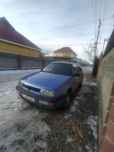 тико кузуп: Volkswagen Golf: 1994 г., 1.6 л, Механика, Бензин, Хетчбек