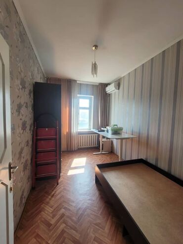 продается дом рабочий городок: 3 комнаты, 72 м², 105 серия, 8 этаж, Косметический ремонт