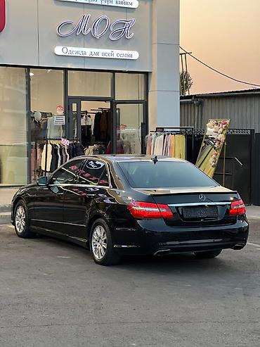 Mercedes-Benz: Mercedes-Benz : 2010 г., 3 л, Автомат, Бензин, Седан — 4