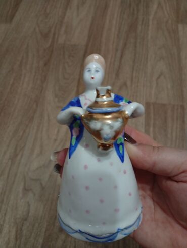 Статуэтки: Статуэтки — 12