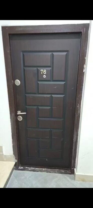 Qızdırıcı və isidicilər: Seyf qapi
140azn
Sixov 1221 leli