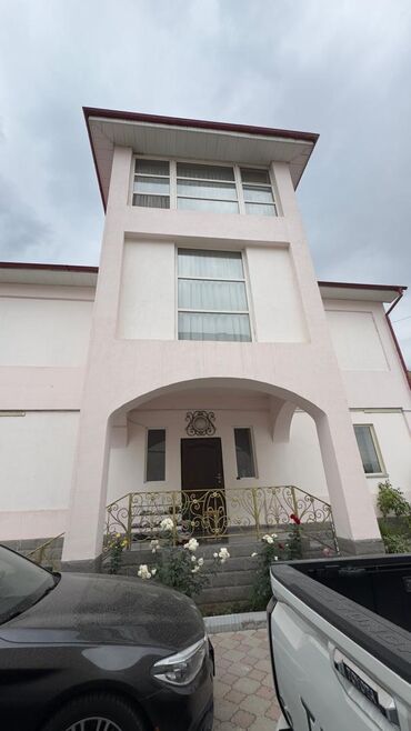 Долгосрочная аренда домов: 670 м², 8 комнат — 2