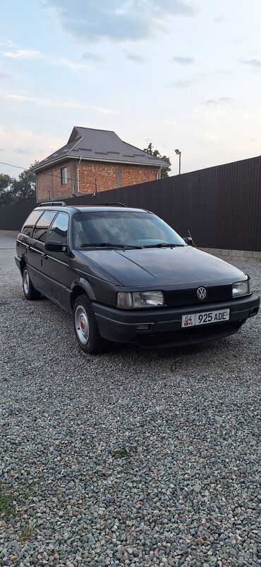 пасат токмок: Volkswagen Passat: 1990 г., 1.8 л, Механика, Бензин, Универсал