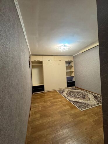 однокомнатная квартира хрущевка: 1 комната, 30 м², Хрущевка, 1 этаж, Евроремонт