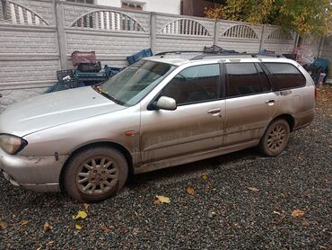 Nissan: Nissan Primera: 2001 г., 1.8 л, Механика, Бензин, Универсал