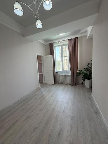 67: 2 комнаты, 67 м², Элитка, 3 этаж, Дизайнерский ремонт — 3