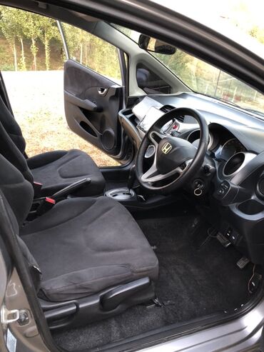 Honda: Honda Fit: 2008 г., 1.5 л, Автомат, Бензин, Хэтчбэк — 10