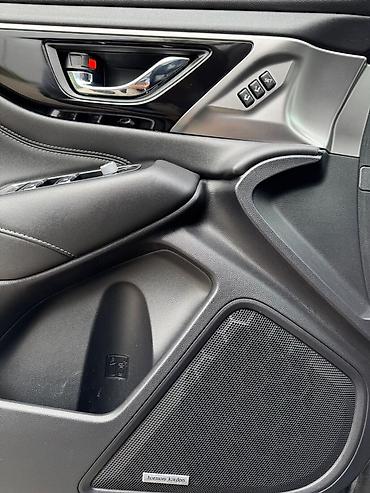 Subaru: Subaru Outback: 2020 г., Универсал — 12