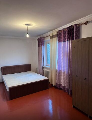 ак орго квартира аренда: 2 бөлмө, 43 кв. м, 104-серия, 4 кабат, Эски ремонт