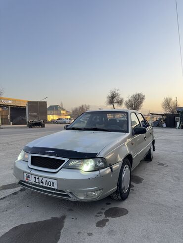 некся 2006: Daewoo Nexia: 2011 г., 1.6 л, Механика, Бензин, Седан