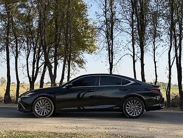 ct 200h: Lexus ES: 2019 г., 2.5 л, Автомат, Гибрид, Седан — 4