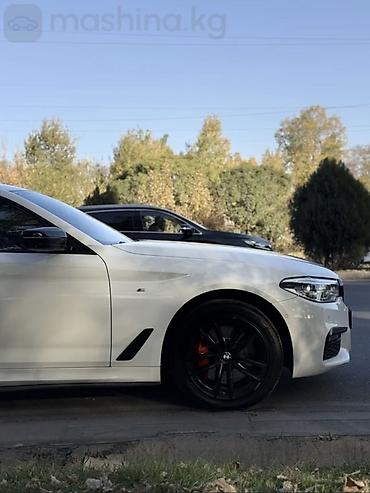 e53 4 8: BMW 530: 2018 г., 2 л, Бензин, Седан — 5