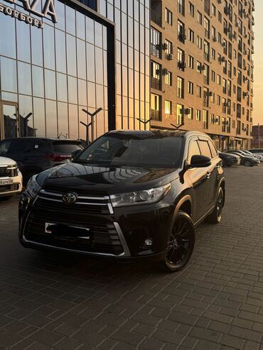тормозной бачок: Toyota Highlander: 2018 г., 3.5 л, Автоматические, Бензин, Внедорожник
