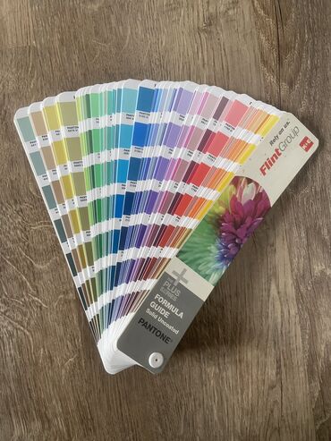 Другое оборудование для типографии: Политра цветов PANTONE. 1 практический новый 15000 сом. 2 буу 7000р