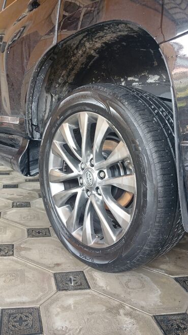 Disk təkərlər: Disk təkər Toyota 265 / 60 / R 20, 6 Boltlu