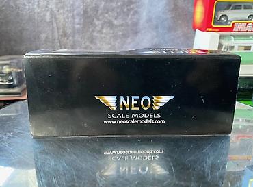 Avtomobil modelləri: Коллекционная модель Mercedes-Benz 240D V123 limousine black 1978 NEO — 3