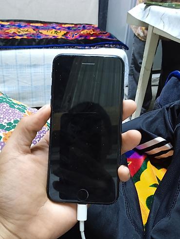 магнитола в авто: IPhone 7 (черный), с кнопкой Touch ID и разъёмом Lightning. Основные — 2